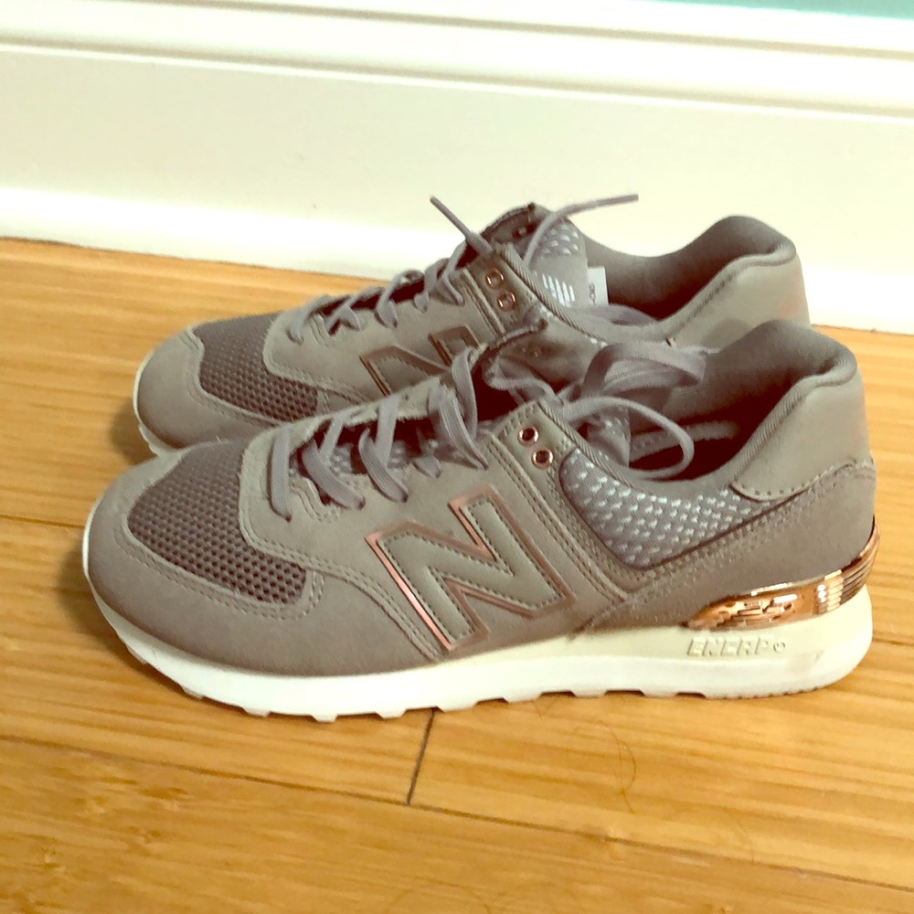 BNIB Newbalance Sneakers